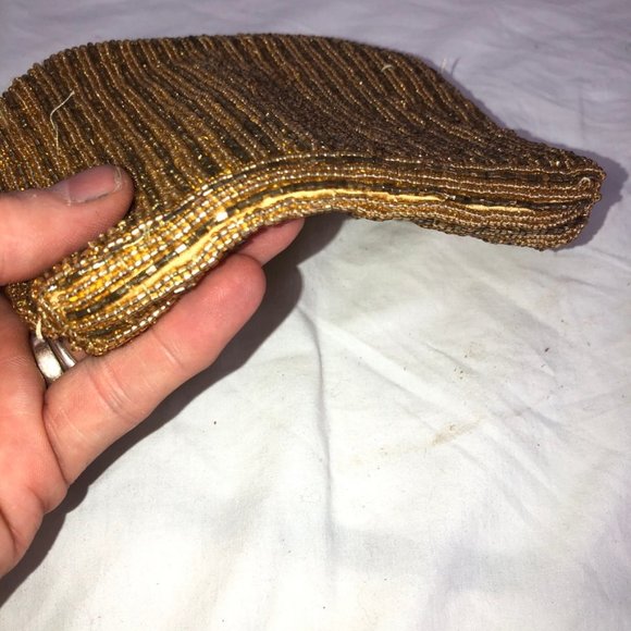 La Regale Vintage 1960s gold all beaded mini hand bag - Picture 6 of 8